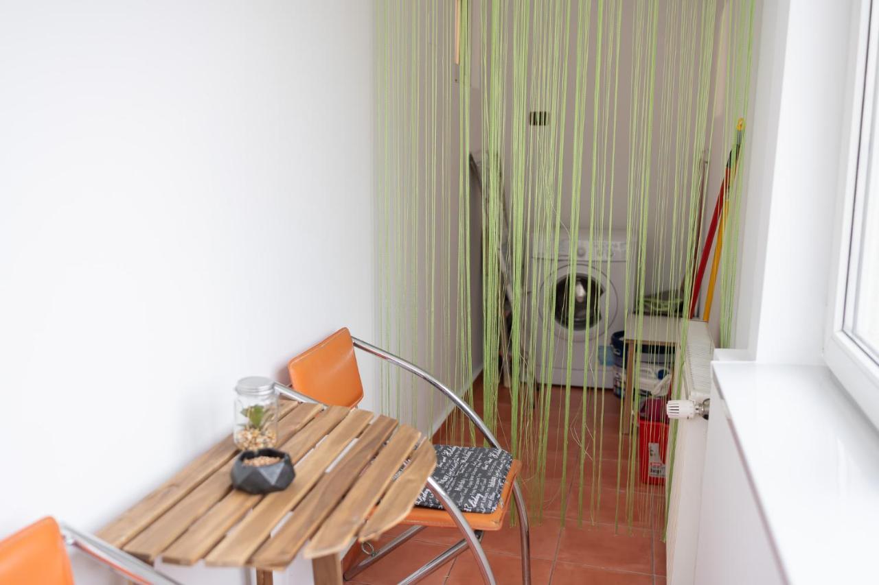 Spacious 2Br Dristor Apartment Bukarest Kültér fotó