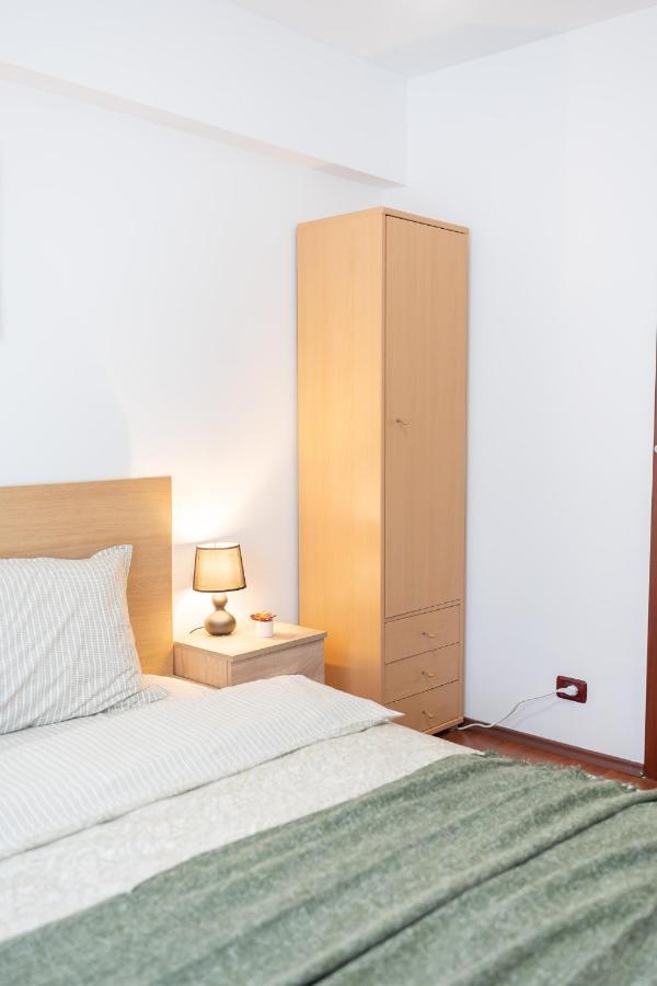 Spacious 2Br Dristor Apartment Bukarest Kültér fotó