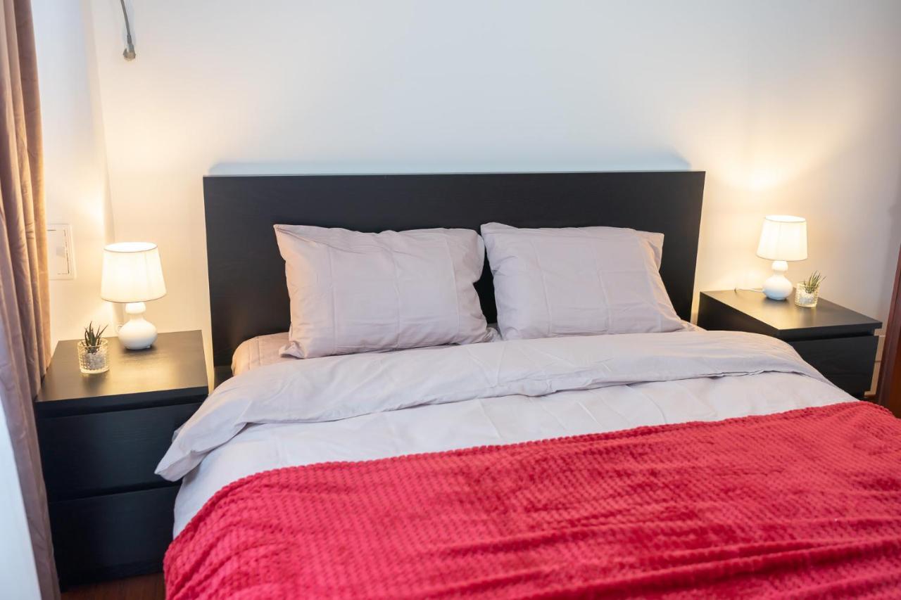 Spacious 2Br Dristor Apartment Bukarest Kültér fotó