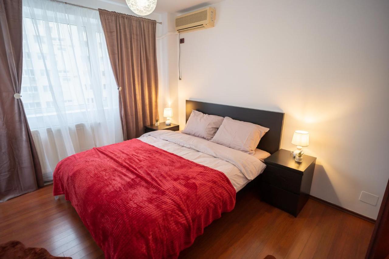 Spacious 2Br Dristor Apartment Bukarest Kültér fotó